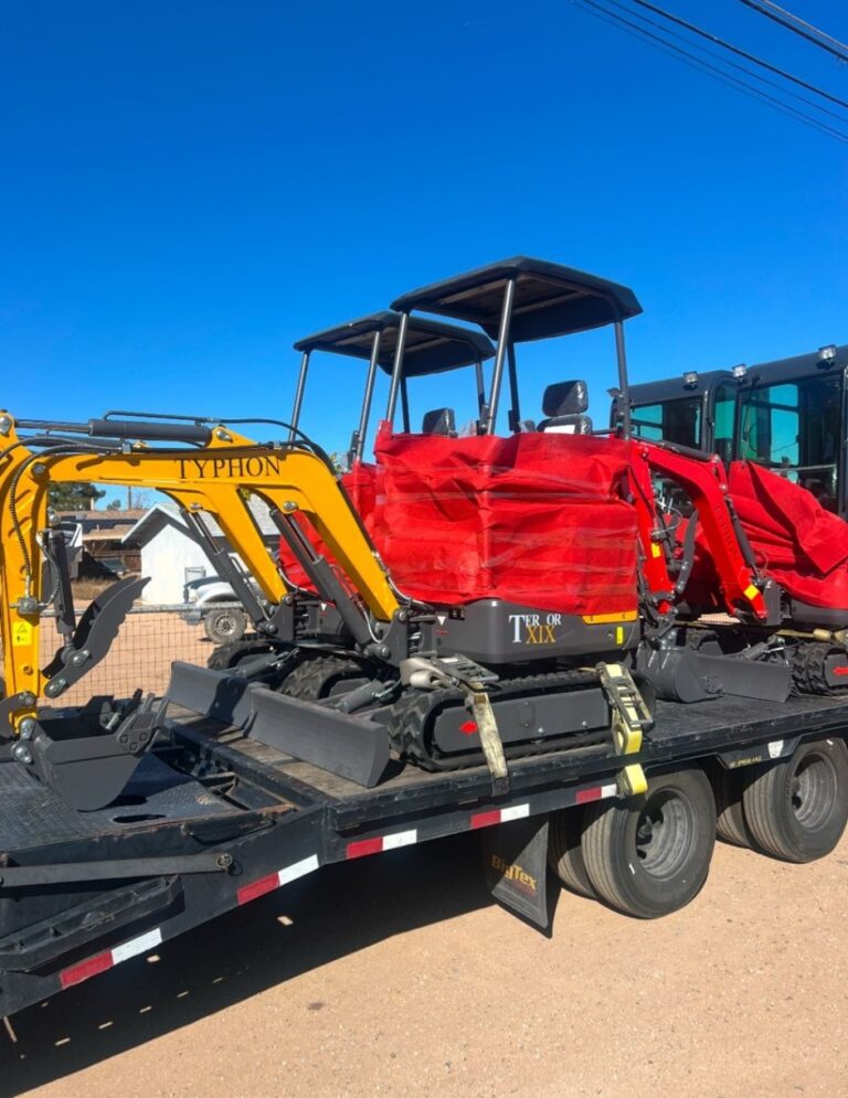TYPHON_mini_excavator_machinery_skidsteerWhatsApp Image 2024-11-26 at 00.29.46 - Tyhco