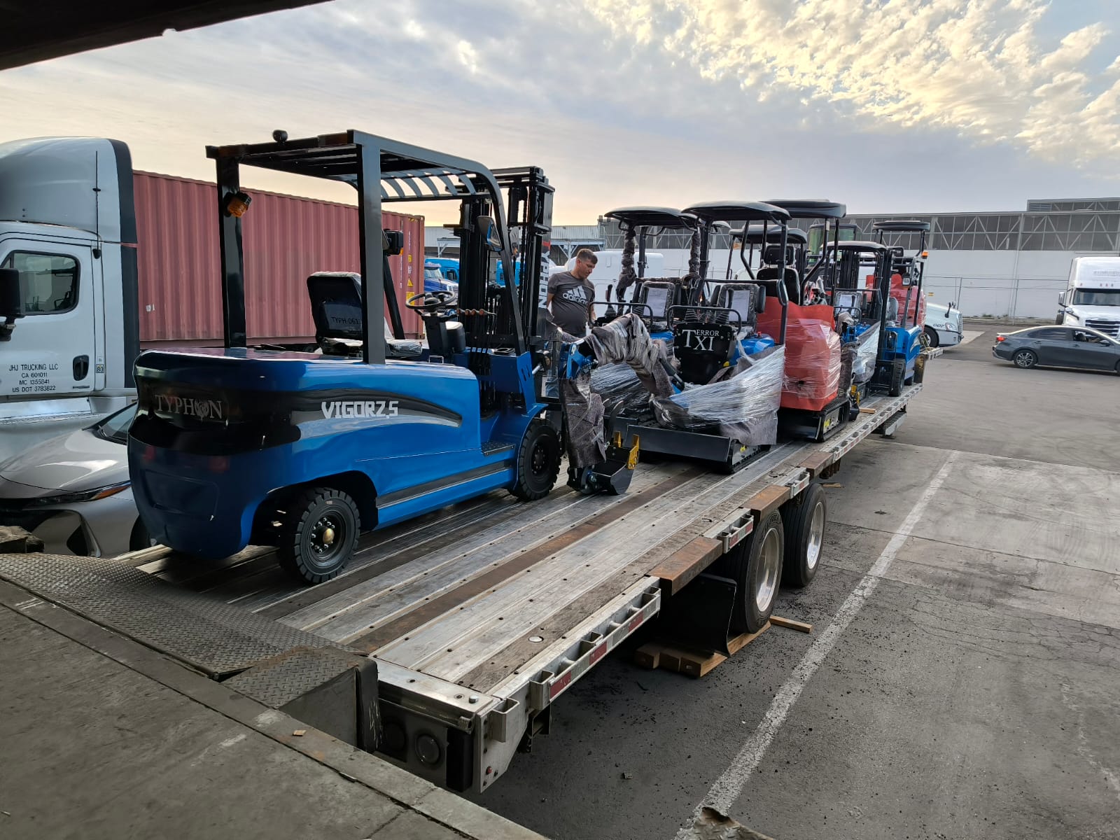 Tyhco machinery delivery - Tyhco Tyhco machinery delivery